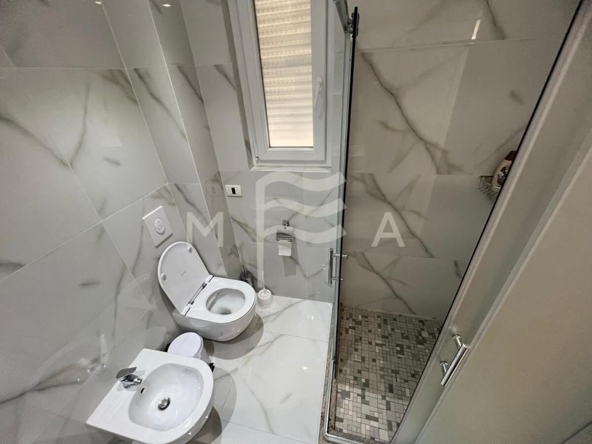 Yacht Club 573 Apartment Durres Ngoại thất bức ảnh