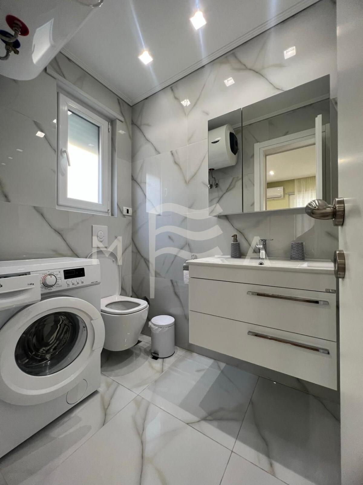 Yacht Club 573 Apartment Durres Ngoại thất bức ảnh