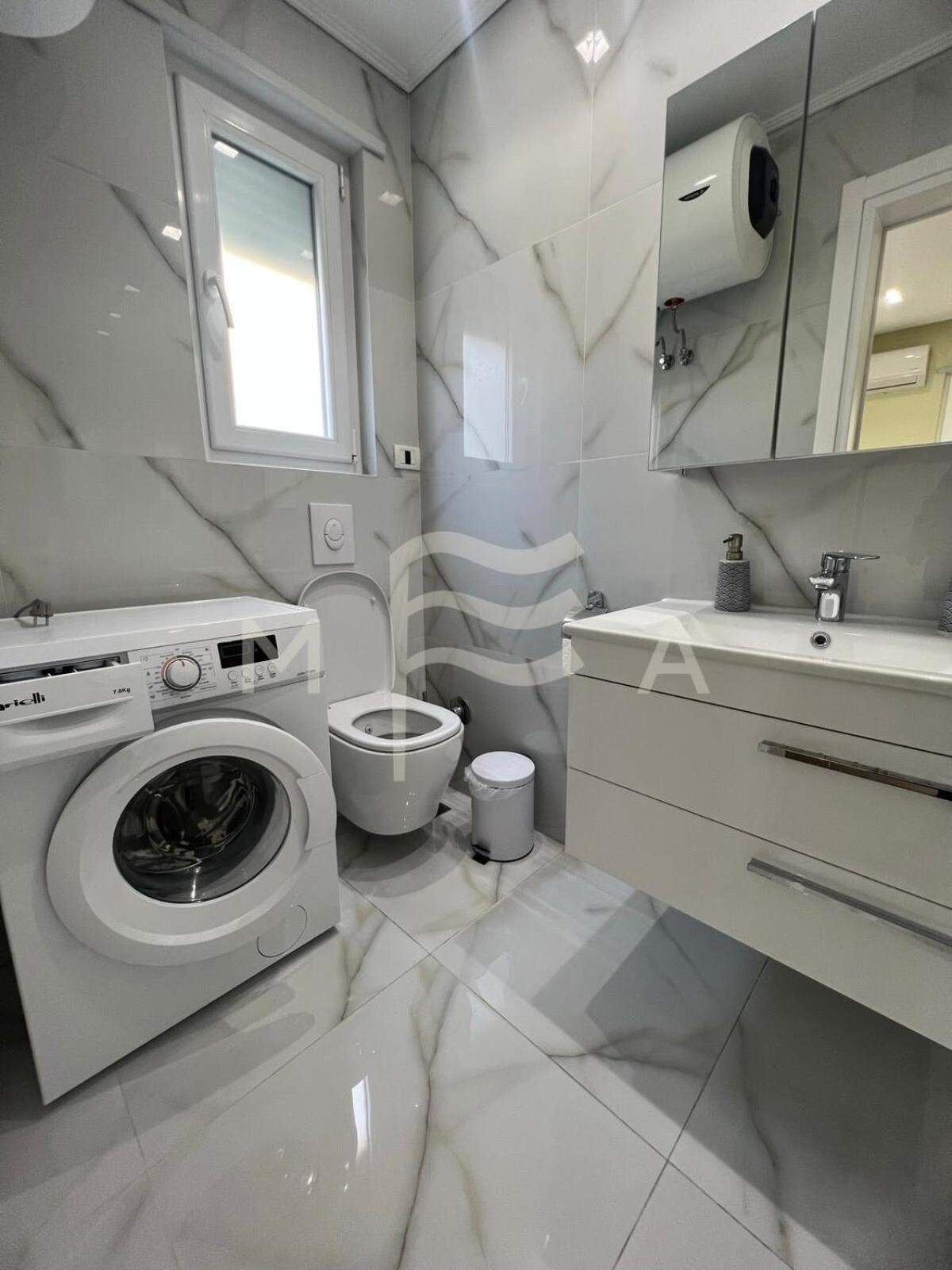 Yacht Club 573 Apartment Durres Ngoại thất bức ảnh