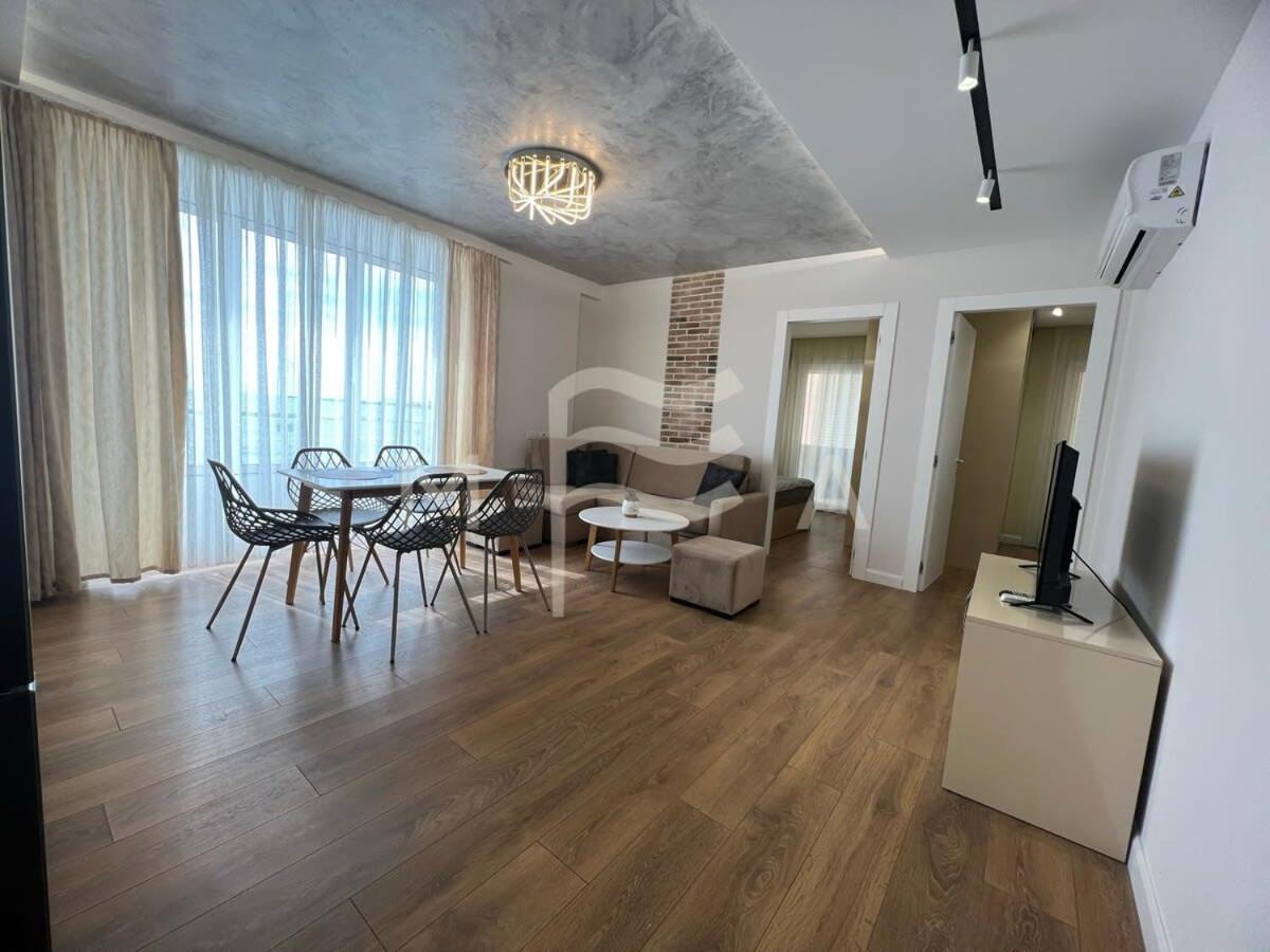 Yacht Club 573 Apartment Durres Ngoại thất bức ảnh