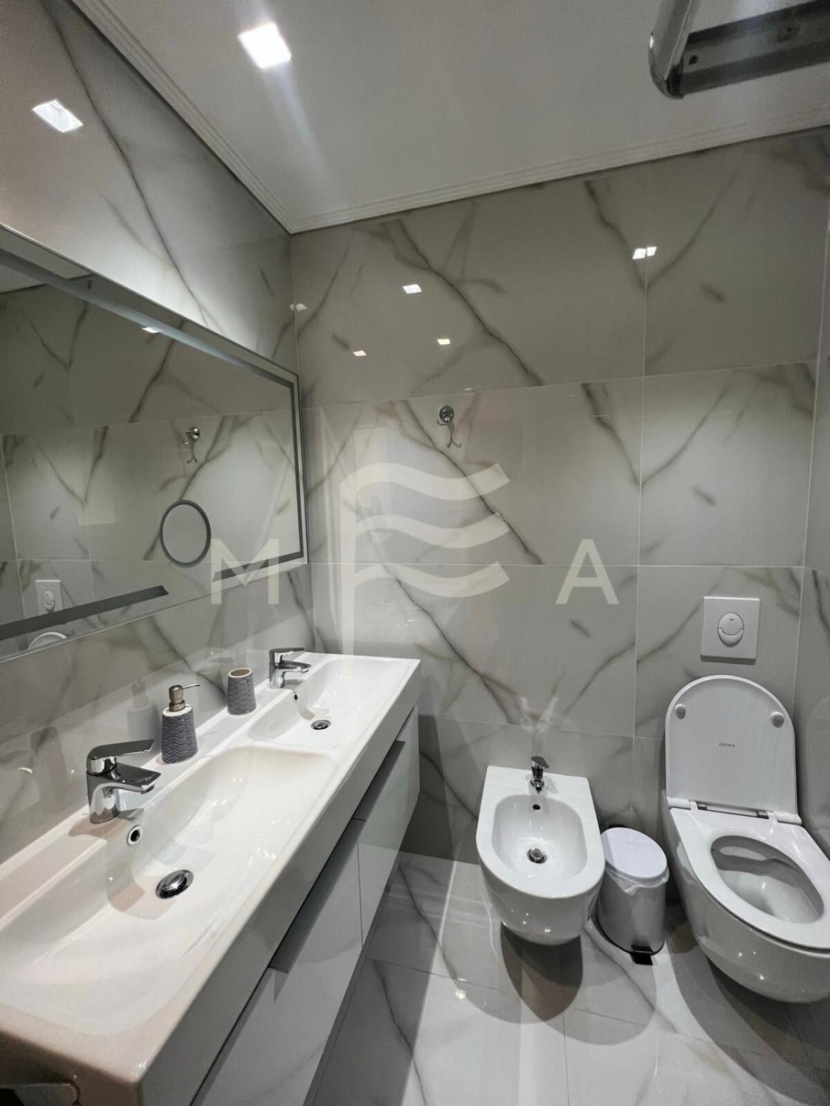 Yacht Club 573 Apartment Durres Ngoại thất bức ảnh